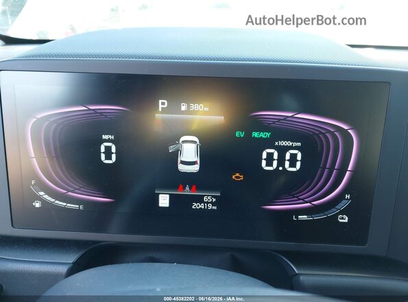 KNDCP3LE6S5287934 2025 KIA NIRO White Widok tylnych siedzeń