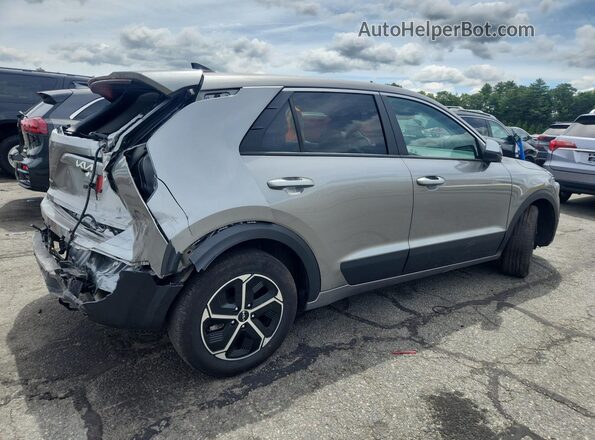 KNDCP3LE7T5330369 2026 KIA NIRO Серый 