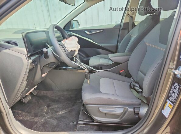 KNDCP3LE8T5328257 2026 KIA NIRO Black 