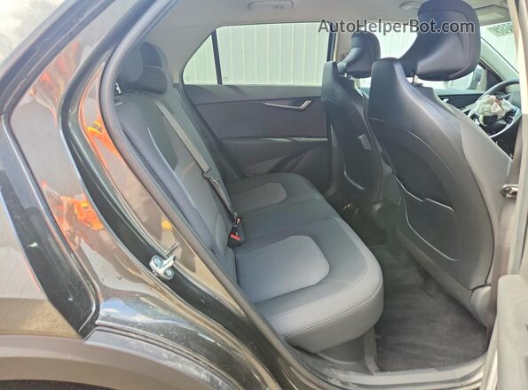KNDCP3LE8T5328257 2026 KIA NIRO Black 