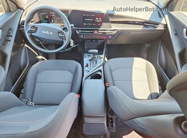 KNDCP3LE9T5326825 2026 KIA NIRO Gray Dashboard view