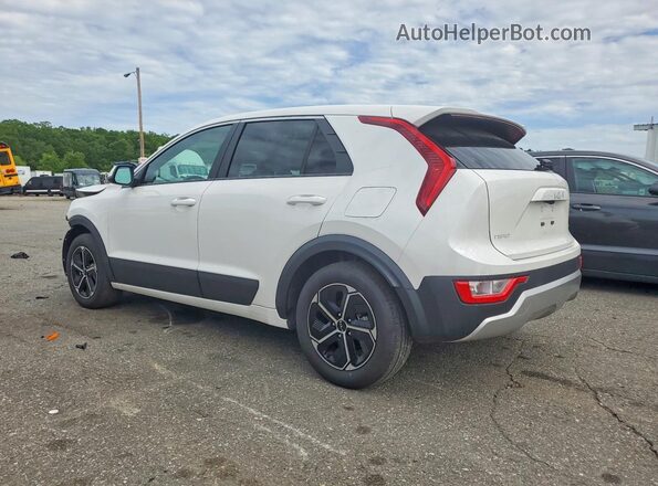 KNDCP3LEXT5320466 2026 KIA NIRO White 