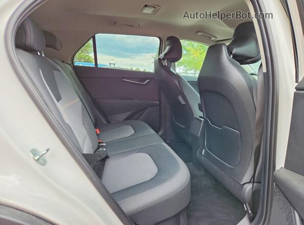 KNDCP3LEXT5329037 2026 KIA NIRO Gray Rear seats view