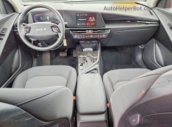 KNDCP3LEXT5329037 2026 KIA NIRO Gray Dashboard view
