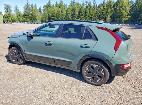 KNDCR3L10R5114590 2024 KIA NIRO Green 