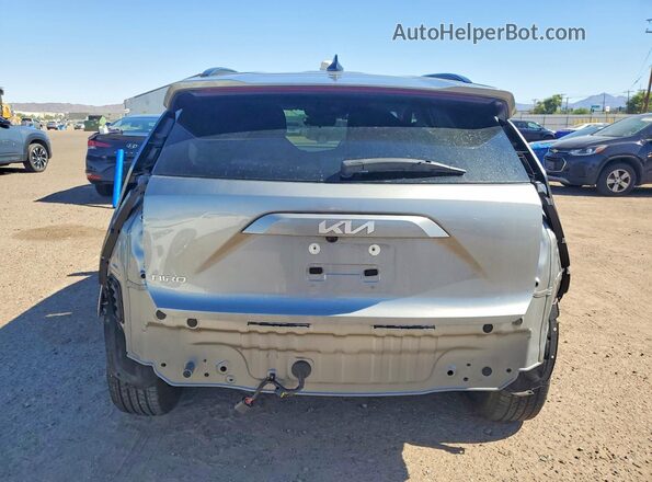 KNDCR3L17R5085945 2024 KIA NIRO Gray Вид ззаду