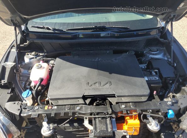 KNDCR3L17R5085945 2024 KIA NIRO Gray 