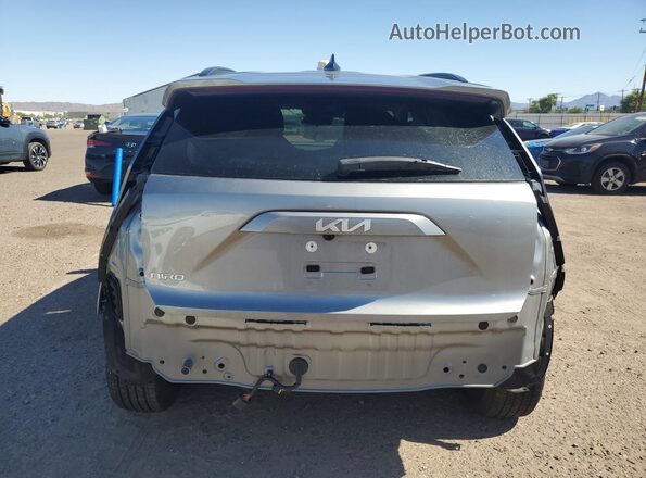 KNDCR3L17R5085945 2024 KIA NIRO Gray 