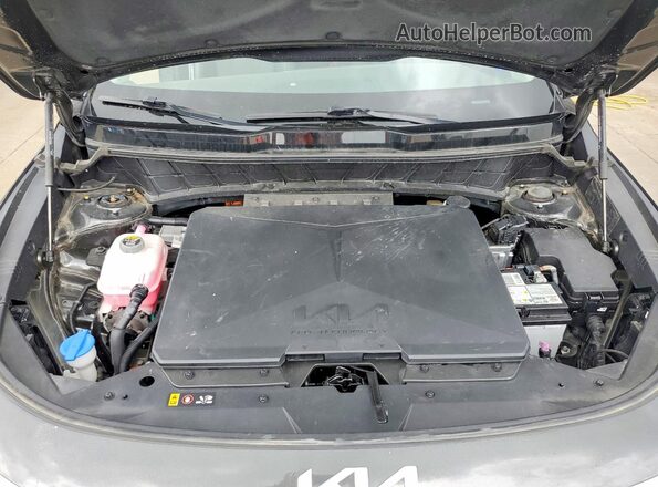 KNDCR3L17R5108317 2024 KIA NIRO Gray უკანა სალონის ხედი
