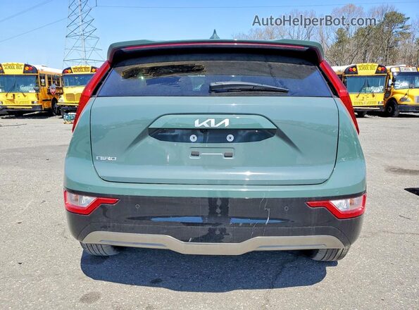 KNDCR3L17R5111640 2024 KIA NIRO Green 