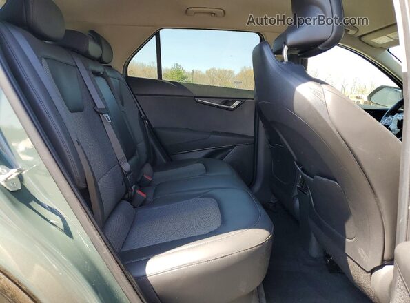 KNDCR3L17R5111640 2024 KIA NIRO Green 
