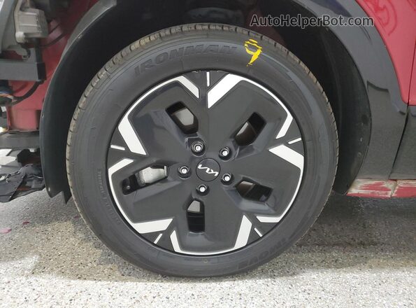 KNDCR3L19R5113101 2024 KIA NIRO Red 
