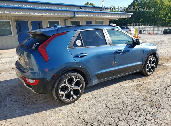 KNDCR3LE0P5037929 2023 KIA NIRO Blue Trasero derecho
