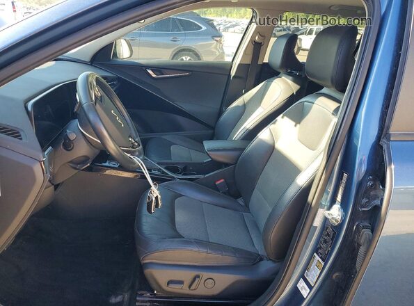 KNDCR3LE0P5037929 2023 KIA NIRO Blue Vista interior delantera
