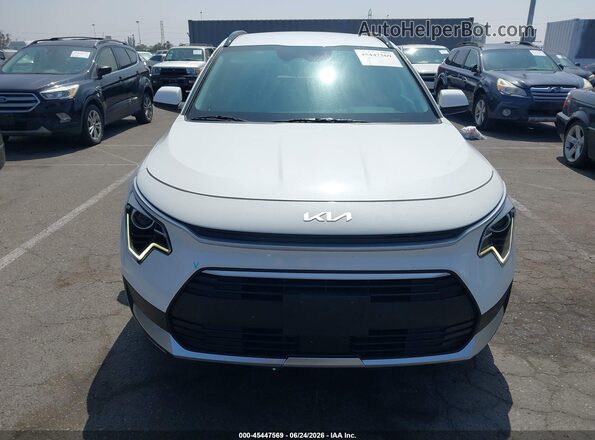 KNDCR3LE0S5307153 2025 KIA NIRO Белый Вид щитка приборов