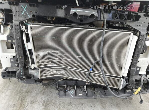 KNDCR3LE1P5043593 2023 KIA NIRO White 