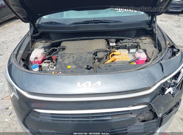 KNDCR3LE7P5115302 2023 KIA NIRO Gray Widok z tyłu