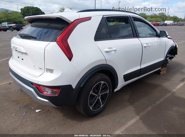KNDCR3LE7R5187474 2024 KIA NIRO White უკანა მარჯვენა