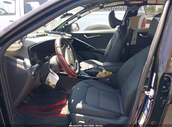 KNDCR3LE7S5239966 2025 KIA NIRO Black წინა სალონის ხედი