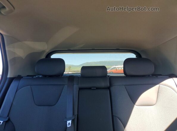 KNDCR3LE7S5273681 2025 KIA NIRO White Rear seats view
