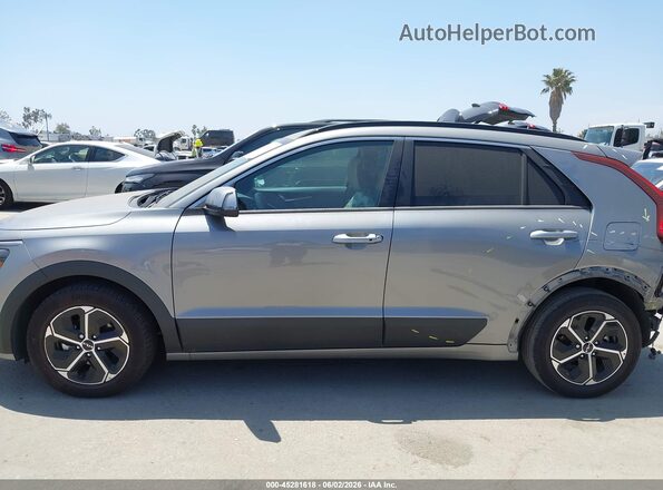 KNDCR3LE9P5057192 2023 KIA NIRO Gray 