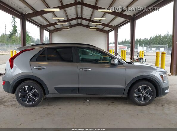 KNDCS3LF1S5265198 2025 KIA NIRO PLUG-IN HYBRID Gray Widok wnętrza z tyłu