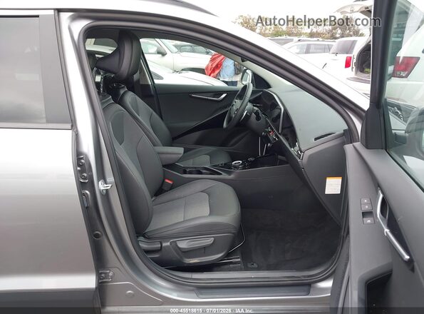 KNDCS3LF3S5251593 2025 KIA NIRO PLUG-IN HYBRID Gray Vista interior delantera