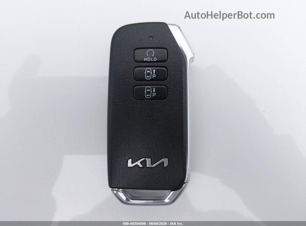 KNDCT3L14P5019982 2023 KIA NIRO EV White 