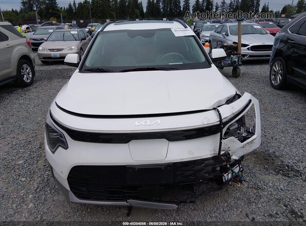 KNDCT3L14P5019982 2023 KIA NIRO EV White 