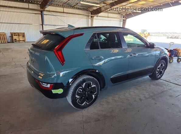 KNDCT3L14P5039293 2023 KIA NIRO Green 
