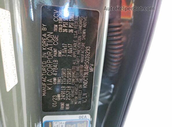 KNDCT3L14P5039293 2023 KIA NIRO Green 