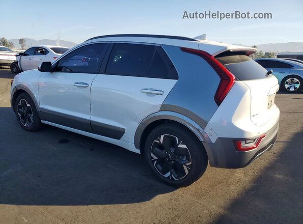 KNDCT3L16P5015447 2023 KIA NIRO White Rear left