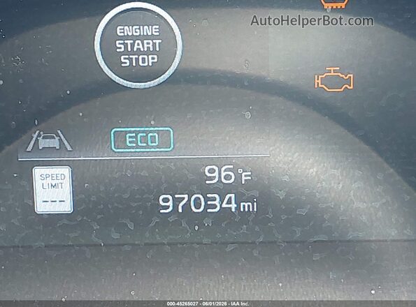 KNDCT3LE2P5061120 2023 KIA NIRO Green 