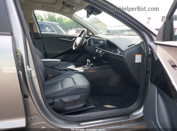 KNDCT3LE2P5098362 2023 KIA NIRO Silver Vista interior delantera