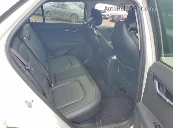 KNDCT3LE2R5142251 2024 KIA NIRO White უკანა სავარძლების ხედი