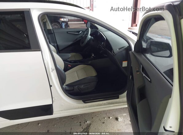 KNDCT3LE4R5129579 2024 KIA NIRO White Սալոնի դիմացի տեսք