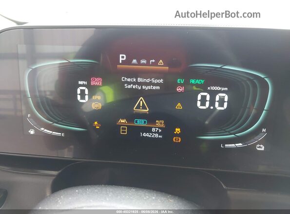 KNDCT3LE4R5129579 2024 KIA NIRO White Հետևի նստատեղերի տեսք