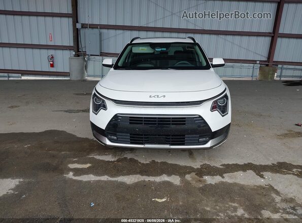 KNDCT3LE4R5129579 2024 KIA NIRO White Սարքավորումների վահանակի տեսք
