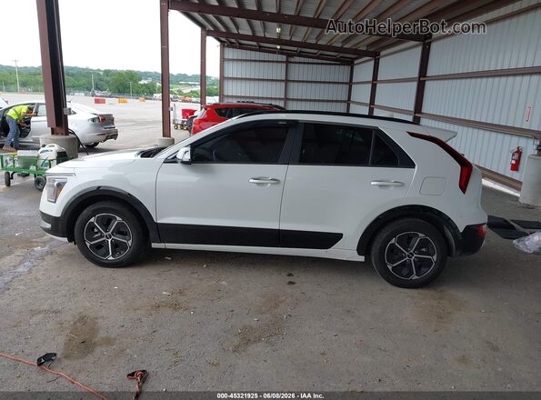 KNDCT3LE4R5129579 2024 KIA NIRO White Սալոնի 360 աստիճան տեսք