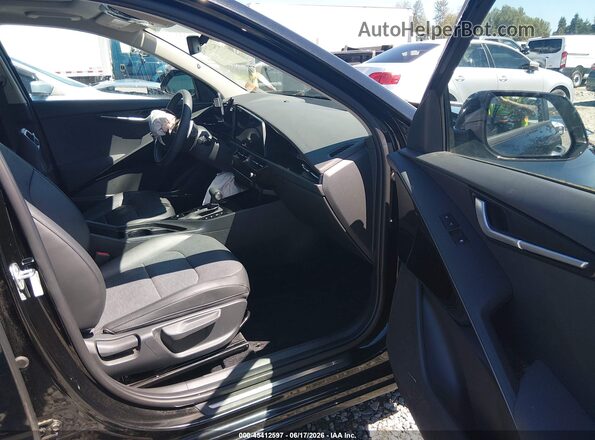 KNDCT3LE7P5036648 2023 KIA NIRO Черный 