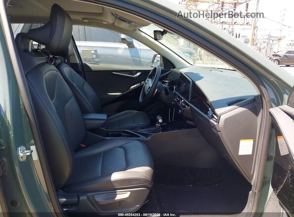 KNDCT3LE7R5128345 2024 KIA NIRO Gray Widok wnętrza z przodu