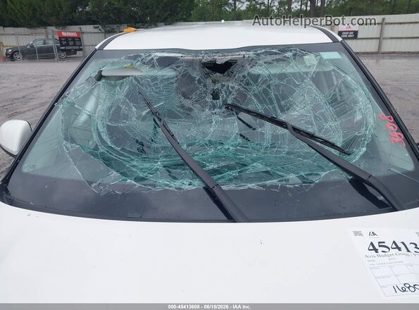 KNDEP2AA0T7870606 2026 KIA SELTOS White წინა ხედი