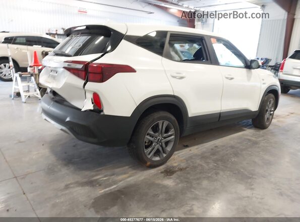 KNDEPCAA2P7374234 2023 KIA SELTOS Белый Задняя правая четверть