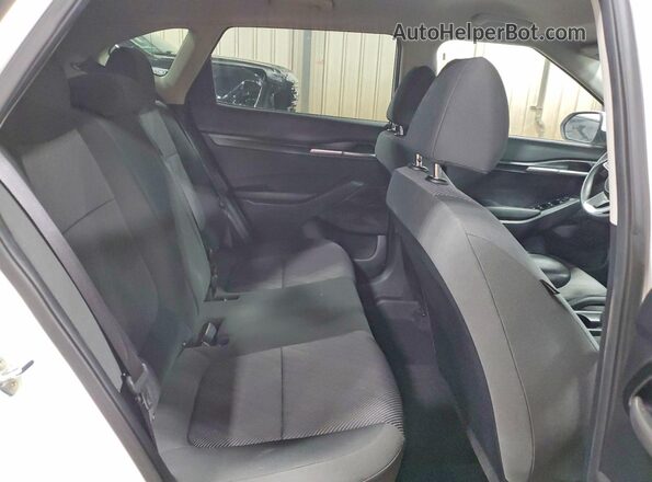 KNDEPCAA2P7413632 2023 KIA SELTOS White Rear seats view