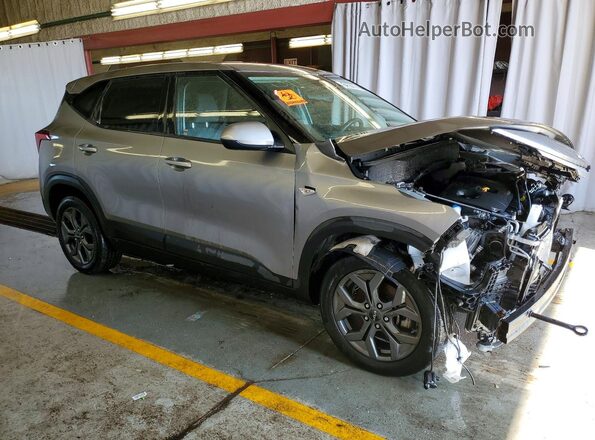 KNDEPCAA2S7780863 2025 KIA SELTOS Silver Front right