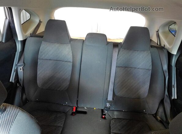 KNDEPCAA2S7780863 2025 KIA SELTOS Silver Rear seats view