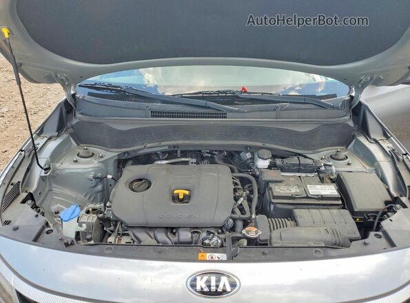 KNDEPCAA3M7188648 2021 KIA SELTOS Silver 