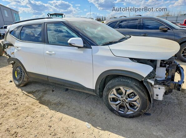 KNDEPCAA3R7612322 2024 KIA SELTOS White Przód prawy
