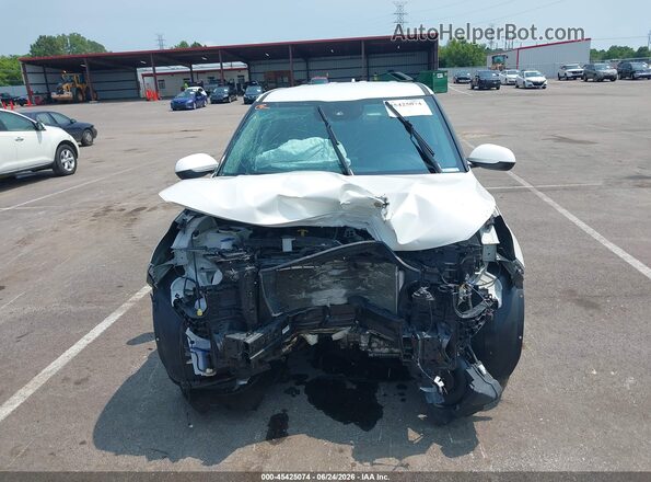 KNDEPCAA4P7384618 2023 KIA SELTOS White Vista del salpicadero