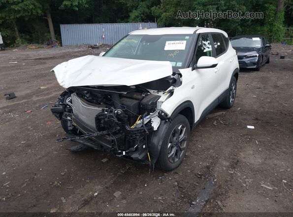 KNDEPCAA5R7575905 2024 KIA SELTOS Белый Вид спереди